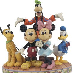 Déjate seducir por la magia de Disney con la figura "Los 5 Fabulosos". Goofy, Donald, Pluto, Minnie y Mickey se han reunido en esta espectacular pieza que combina la creatividad de Walt Disney con el arte Heartwood Creek de Jim Shore.
