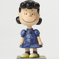 Figura de Lucy Van Pelt basada en los comics de Penauts de Charles M. Schulz, el artista Jim Shore ha elaborado esta figura con unos 12,50 cm., de altura.