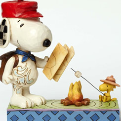 Figura de Campfire Friends basada en los comics de Penauts de Charles M. Schulz, el artista Jim Shore ha elaborado esta figura con unos 13,5 cm.