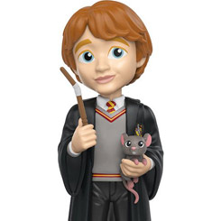 Figura de Ron Weasley realizada en vinilo perteneciente a la línea Rock Candy de Funko. La figura tiene una altura aproximada de 13 cm., y está basada en la popular saga de Harry Potter.