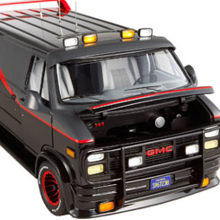 Espectacular y detallada Edición Limitada del vehículo 1983 GMC Vandura  utilizado por El Equipo A (A-TEAM).