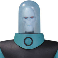 Figura articulada del Sr. Frío  (Mr. Freeze) basada en la serie de animación “Batman: The Animated Series”. Los artistas de DC Collectibles se han basado en los bocetos originales de la serie para realizar esta pequeña obra de arte.