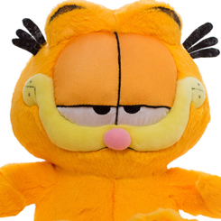 Entrañable peluche de Garfield basado en la historieta creada por Jim Davis, que tiene como protagonistas al gato Garfield, al no muy brillante perro Odie, y a su dueño, el inepto Jon Arbuckle