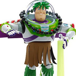 “Hasta Hawái y más allá”. Figura de Buzz Lightyear basado en el corto de animación de Vacaciones Hawaianas. 