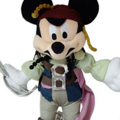 Peluche oficial de Mickey Mouse disfrazado de Jack Sparrow de Piratas del Caribe. Medida aproximada de 27 cm de longitud. Producto Oficial.