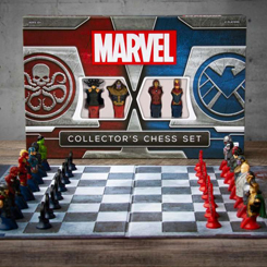 Set de Ajedrez de Coleccionista Marvel. El clásico juego de ajedrez intercambia reyes y reinas por superhéroes en el set de ajedrez de Marvel Collector's Chess Set - es S.H.I.E.L.D. vs. Hydr