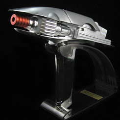 Réplica oficial del Phaser usado por J.J. Abrams de Star Trek, el phaser está realizado a escala 1/1.