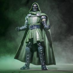 La amenaza de Latveria se alza con una presencia difícil de ignorar. La figura Marvel Legends Doctor Doom Avengers: Doomsday traslada a la colección la imagen imponente de Doctor Muerte tal como aparece en la película de Marvel Studios