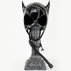 PureArts se enorgullece de presentar nuestra nueva réplica de máscara a escala 1:1 de Catwoman de Batman Returns. Con nuestro exclusivo material de fundición a base de poliéster desarrollado