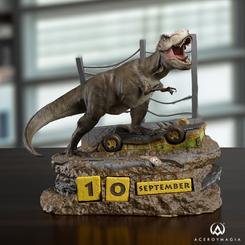 Transforma tu escritorio con el impresionante calendario perpetuo 3D de Jurassic Park. Fabricado en resina y pintado a mano en vibrantes colores, este calendario es una pieza decorativa única y funcional.
