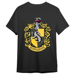 Orgullo, lealtad y determinación en una prenda que lo dice todo sin necesidad de exagerar: la camiseta Hufflepuff de Harry Potter para adulto luce el escudo de la casa con un acabado potente y reconocible