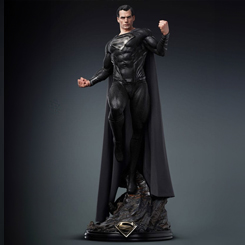 Estatua 1/3 de Superman en su versión Black Suit. Esta edición regular, con unas dimensiones aproximadas de 80 x 33 x 39 cm, es el objeto de colección definitivo para los amantes del Hombre de Acero.