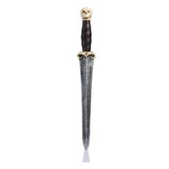 Diseñada para los momentos más oscuros y decisivos, esta daga de espuma con licencia oficial de Dungeons & Dragons es el complemento ideal para encarnar a un pícaro letal en tus partidas de LARP