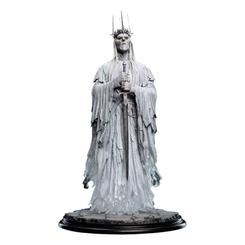 Imponente y majestuoso, emerge de las sombras el Rey Brujo de las Tierras Invisibles en esta estatua de colección inspirada en "El Señor de los Anillos". Con una altura imponente de 43 centímetros
