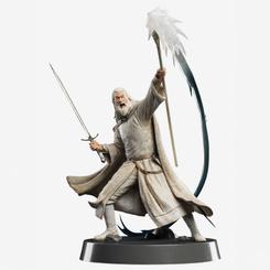 La épica de la Tierra Media entra en tu colección con la estatua Gandalf el Blanco Figures of Fandom de Weta Workshop, una pieza de 23 cm que captura al mago en su momento más imponente