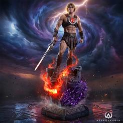 Una espada alzada, un cuerpo de guerrero y una base que parece arrancada de Grayskull. Esta estatua He-Man 1/3 Masters of the Universe lleva la nueva imagen del héroe de la película de 2026