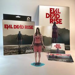 El horror emerge del agua con una quietud que resulta más inquietante que cualquier grito. La estatua Jessica Evil Dead Rise 1/10 recrea uno de los momentos más reconocibles de la apertura de la película