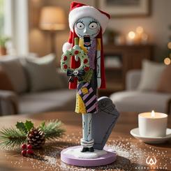 La Navidad más gótica y elegante de Tim Burton se viste de coleccionismo con este cascanueces Sally, una pieza decorativa que transforma la tradición navideña en un guiño oscuro y encantador a Pesadilla antes de Navidad.