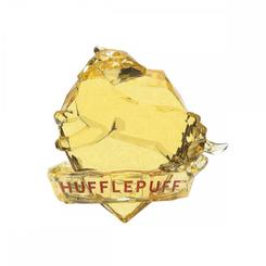 Adéntrate en el mundo mágico de Harry Potter con la figura decorativa acrílica de la casa Hufflepuff. Con un tamaño de 8x5x8 cm, esta cautivadora escultura forma parte de la exclusiva colección Hufflepuff Facet.