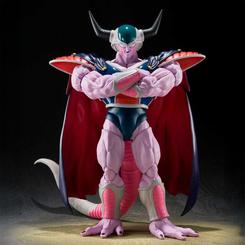 La imponente figura S.H.Figuarts de King Cold, el patriarca imperial de Dragon Ball Z, alcanza 22 cm de altura y muestra un nivel de detalle y articulación que permite reproducir sus poses más poderosas. 