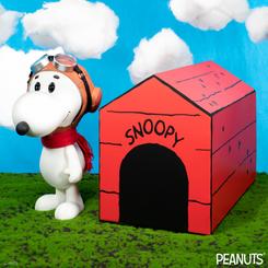 Descubre la increíble Figura Supersize de Snoopy Flying Ace, una pieza impresionante para los verdaderos amantes del emblemático personaje. Esta figura, fabricada en vinilo de alta calidad, te transportará al mundo de fantasía de Peanuts 