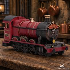 Caja Hogwarts Express de Harry Potter fabricada en resina y de unos 18 cm. Reproduce la locomotora roja y negra con una sección superior extraíble que permite utilizarla también como espacio de almacenamiento.