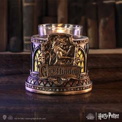 Aporta un toque mágico a tu hogar con el *Harry Potter: Gryffindor Tea Light Holder*. Este portavelas, licenciado oficialmente, es perfecto para iluminar tu espacio con la calidez y el valor de la casa Gryffindor