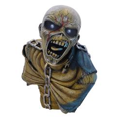 Muestra tu lealtad a los monstruos del rock con este busto electrizante y con licencia oficial de Iron Maiden Piece of Mind, exclusivo de Nemesis Now. Con el ícono de la música de bandas