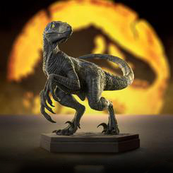 Icons es la línea más nueva de Iron Studios, compuesta por estatuas de los dinosaurios más famosos de Jurassic Park y Jurassic World, en miniaturas sobre pedestales estilizados