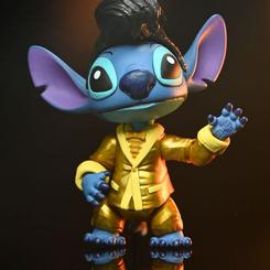 Brillo, actitud y mucho rock 'n' roll: Stitch se viste de leyenda con el icónico Gold Suit de Elvis Presley en esta increíble figura articulada de 18 cm. Inspirada en la colección oficial Disney Stitch Inspired by Elvis®