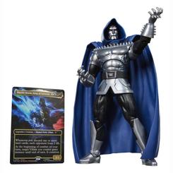 La Magic The Gathering: Marvel Super Heroes Marvel Legends Action Figure Doctor Doom 2099 presenta al gobernante de Latveria con la estética futurista de sus apariciones en los cómics Doom 2099.