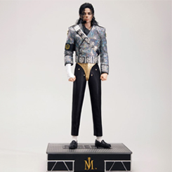 Descubre la grandeza del Rey del Pop con esta impresionante estatua de Michael Jackson a escala 1/6. Con una altura aproximada de 37 cm, esta figura de resina captura fielmente la esencia del legendario artista. 