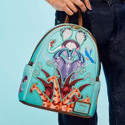 Un estallido de color y majestuosidad llega con esta increíble mochila de El Rey León de Disney by Loungefly, que captura toda la esencia de la sabana africana en un diseño vibrante y lleno de vida. 
