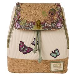 La ternura del pequeño Groot se fusiona con la artesanía más cuidada en esta mochila Loungefly de 25 cm que combina cuerpo de poliuretano vegano en tonos neutros con relieves inspirados en las surcos de su corteza
