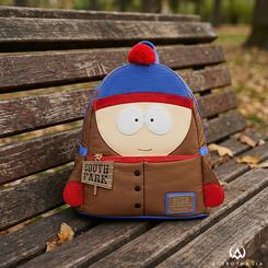 Carácter irreverente y ternura inconfundible en una pieza que roba miradas al instante: la Mochila Stan South Park Loungefly 26 cm reinterpreta al protagonista con apliques de gran definición