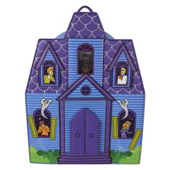 Una aventura llena de misterio y estilo cobra vida con esta mochila Haunted Mansion Scooby-Doo de Loungefly. Con un diseño único que reproduce una espeluznante mansión encantada