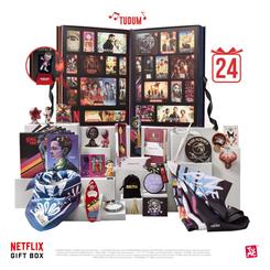 La emoción y aventura de Netflix saltan directamente de la pantalla a tu hogar con la exclusiva Netflix Gift Box Countdown. Esta caja premium de edición limitada reúne en su interior 24 sorprendentes artículos coleccionables