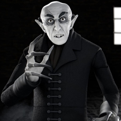 Han pasado 100 años desde que se estrenó la clásica película de terror Nosferatu y el Conde Orlok no se ve peor por el uso, es decir, ¡sigue siendo súper espeluznante! 