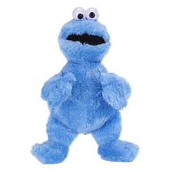 Con su inconfundible color azul, su expresión divertida y ese aspecto achuchable que ha convertido al Monstruo de las Galletas en uno de los personajes más queridos de Barrio Sésamo