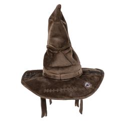 Magia palpable en 22 cm que llenan de Hogwarts cualquier estantería. Este Peluche Sombrero Seleccionador Harry Potter con sonido es una pieza de merchandising Harry Potter 