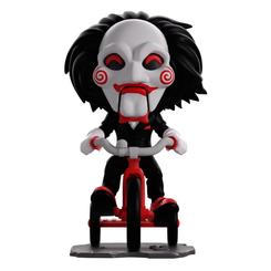 El terror está a punto de comenzar con esta impresionante figura de vinilo de Billy the Puppet de la icónica saga Saw. Con un tamaño de 13 cm, Billy hace su debut en Youtooz montado en su emblemático triciclo rojo y gris