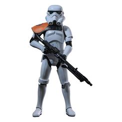 ¡Lleva el poder del Imperio a tu colección con la Figura de Acción 1/6 Stormtrooper Squad Leader de Star Wars: Rebels! Esta impresionante figura de 28 cm, creada por HONO STUDIO,