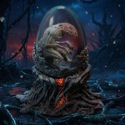 La estética oscura y envolvente del universo de Stranger Things se convierte en protagonista con esta impactante caja de almacenamiento Demodog, una pieza que combina funcionalidad y diseño con una presencia visual inconfundible.