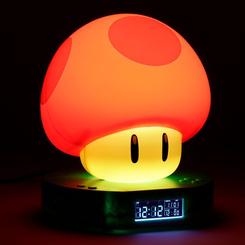Si eres un amante de los videojuegos clásicos, no puedes perderte este despertador inspirado en Super Mario. Se trata de un reloj con forma de Super Mushroom, el ícono que le da poderes al famoso fontanero. Este despertador tiene un diseño original