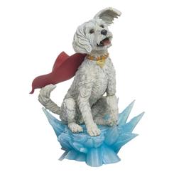 Energía kriptoniana en versión de cuatro patas irrumpe en tu colección: la Superman (2025) Premium Format Statue Krypto de 23?cm (aprox. 23?×?18,2?×?18?cm) capta al inseparable compañero de Clark 