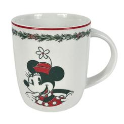 Un toque dulce para las mañanas frías: esta taza de cerámica de Minnie Mouse luce un diseño navideño con borde rojo y guirnalda de acebo en la parte superior, acabado con un sutil aire vintage 