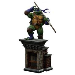 <p>Esta estatua con licencia oficial de «Las Tortugas Ninja» está fabricada en resina. La estatua, a