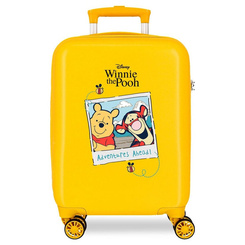 Maleta trolley ABS de 50 cm con diseño de Piglet y Winnie The Pooh. Fabricada en ABS, con cierre TSA, ruedas multidireccionales y sistema expandible con interior organizador.