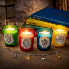 Pack compuesto por cuatro velas de Hogwarts, cada vela representa a cada una de las casas de la escuela de hechicería Ravenclaw · Hufflepuff · Gryffindor · Slytherin. 
