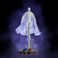 Figura de White Vision de Wandavision a escala 1/10 con capa translúcida y pedestal que simula una columna. Representa al personaje en su forma blanca flotando en combate, inspirada en la serie de Disney+.